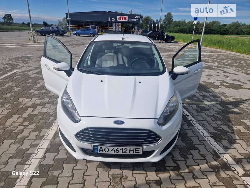 2013 ford fiesta