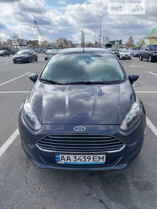 2013 ford fiesta