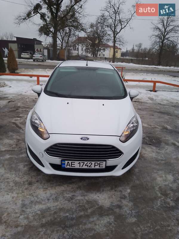 2013 ford fiesta