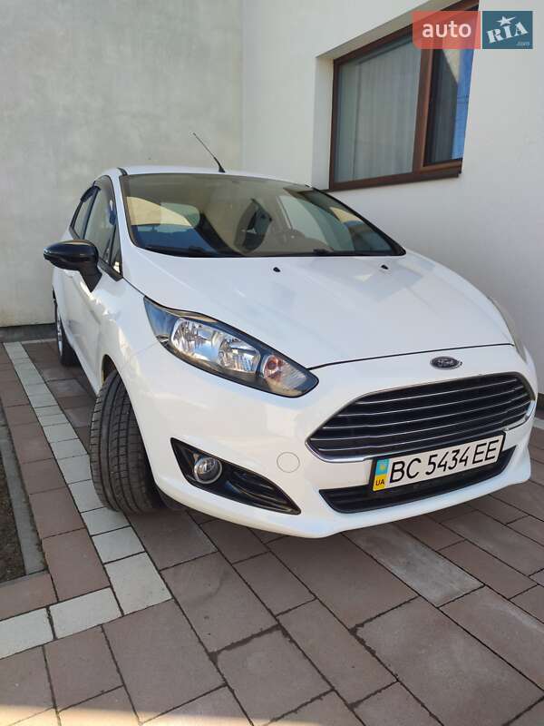 2013 ford fiesta