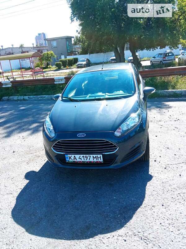 2013 ford fiesta