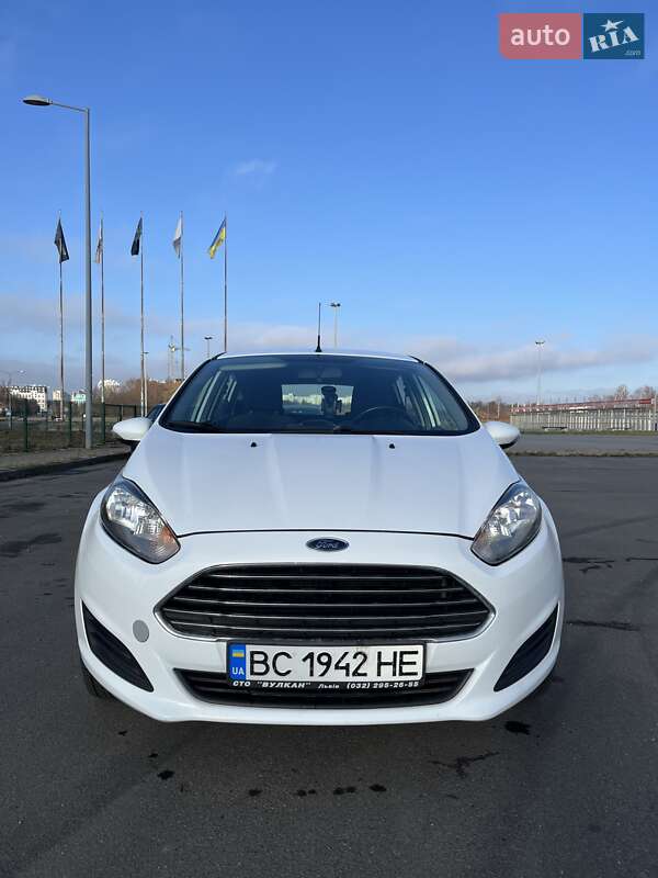 2013 ford fiesta