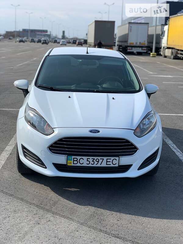 2013 ford fiesta