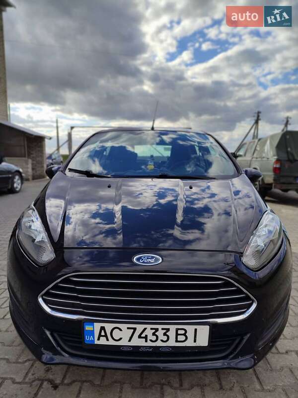 2013 ford fiesta