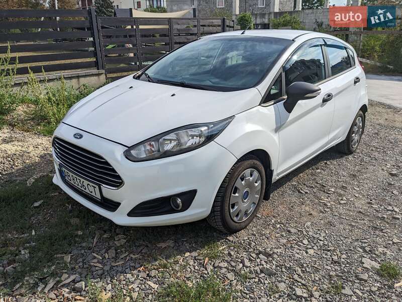 2013 ford fiesta