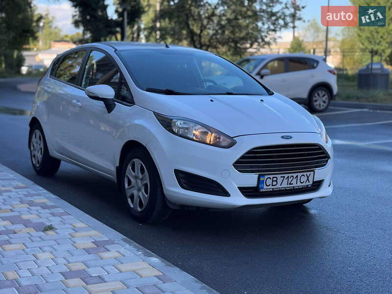 2013 ford fiesta