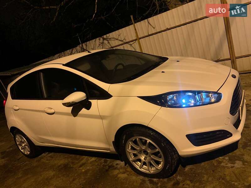 2013 ford fiesta