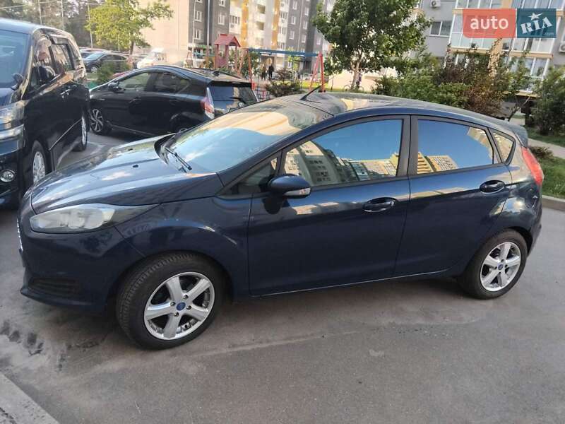 2013 ford fiesta