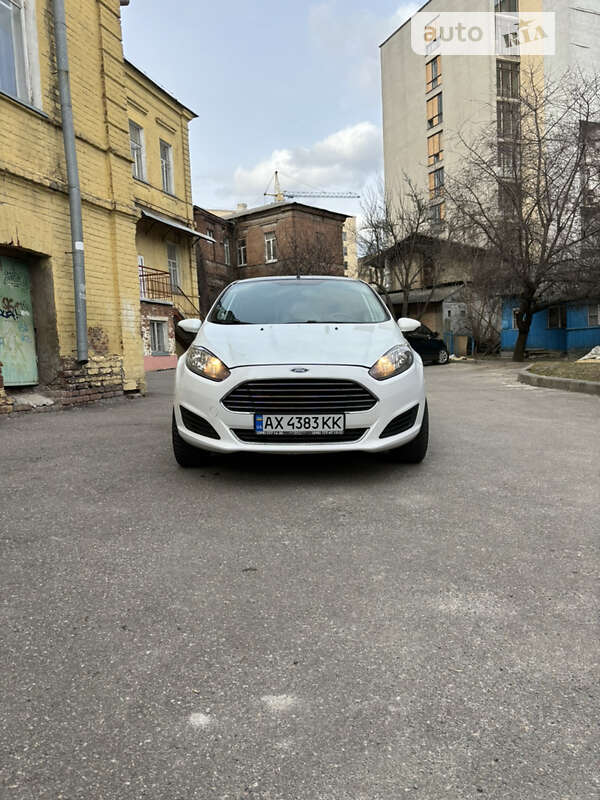 2013 ford fiesta