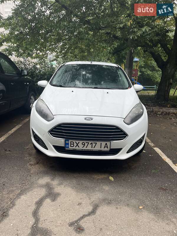 2013 ford fiesta