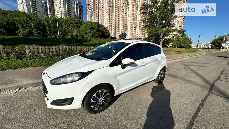 2013 ford fiesta