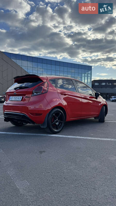 2013 ford fiesta