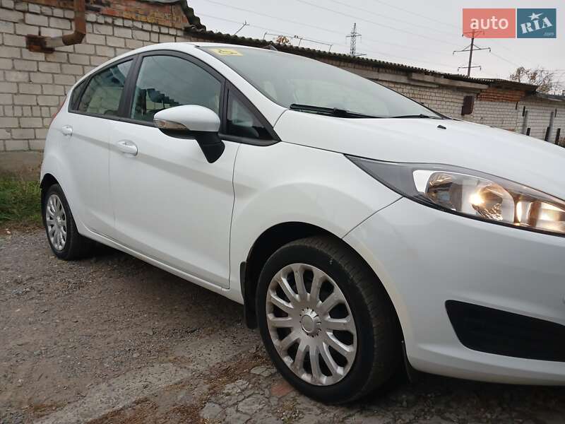 2013 ford fiesta