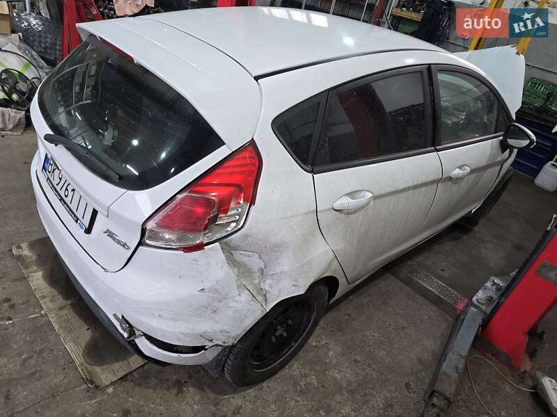 2013 ford fiesta