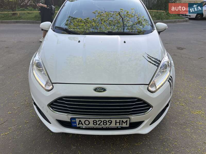 2013 ford fiesta