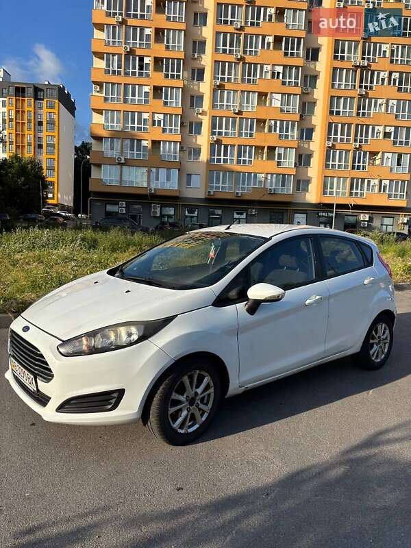 2013 ford fiesta