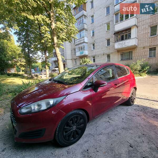 2013 ford fiesta