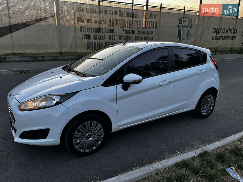2013 ford fiesta