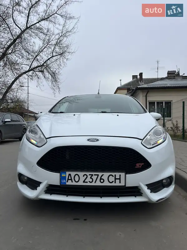 2014 ford fiesta