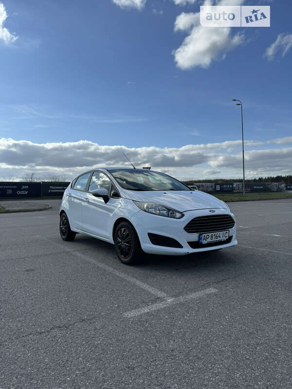 2014 ford fiesta