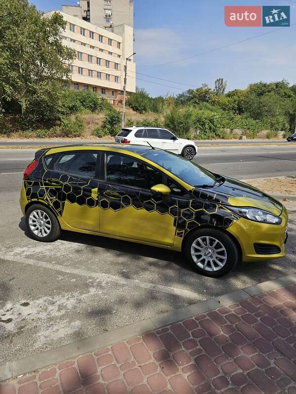 2014 ford fiesta