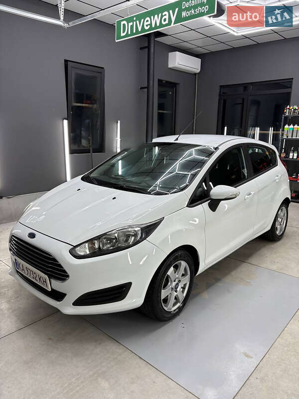 2014 ford fiesta