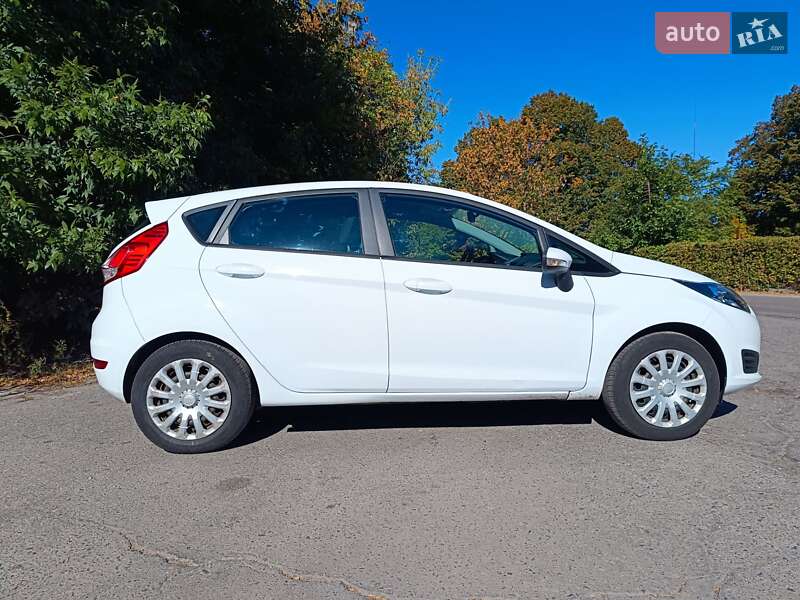 2014 ford fiesta