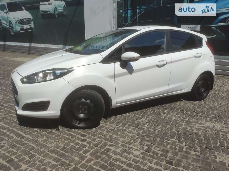 2014 ford fiesta