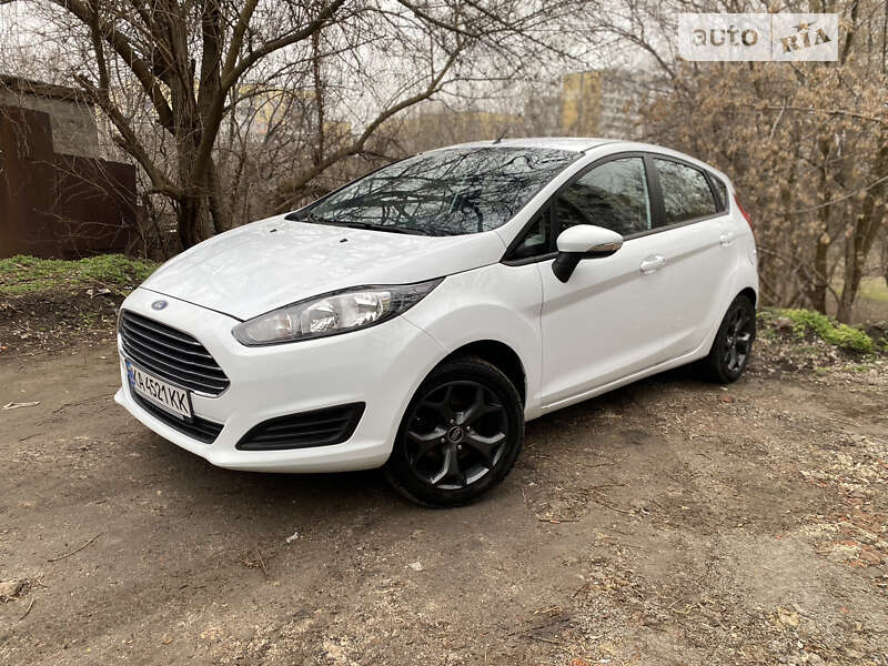 2014 ford fiesta