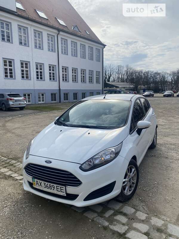 2014 ford fiesta