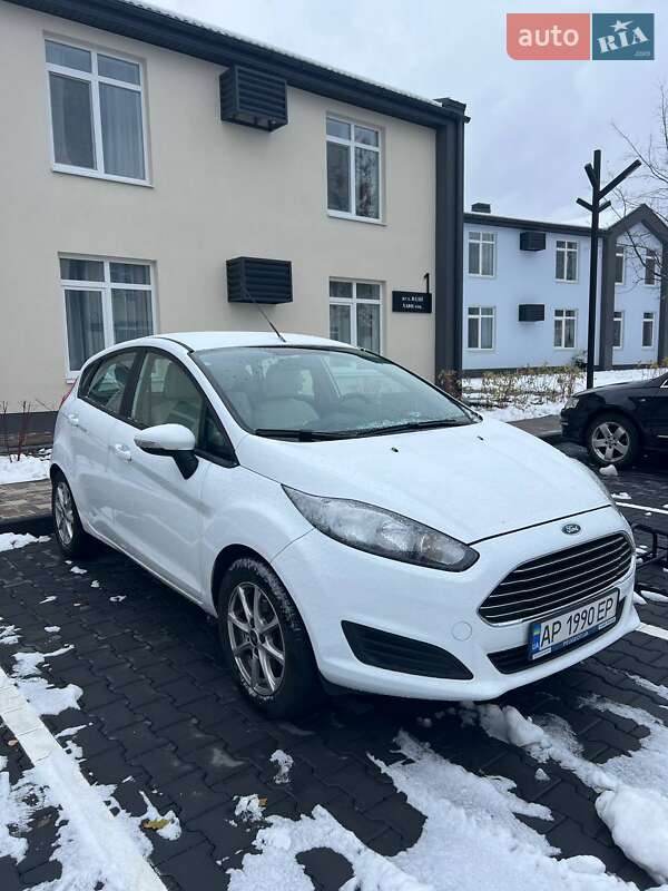 2014 ford fiesta