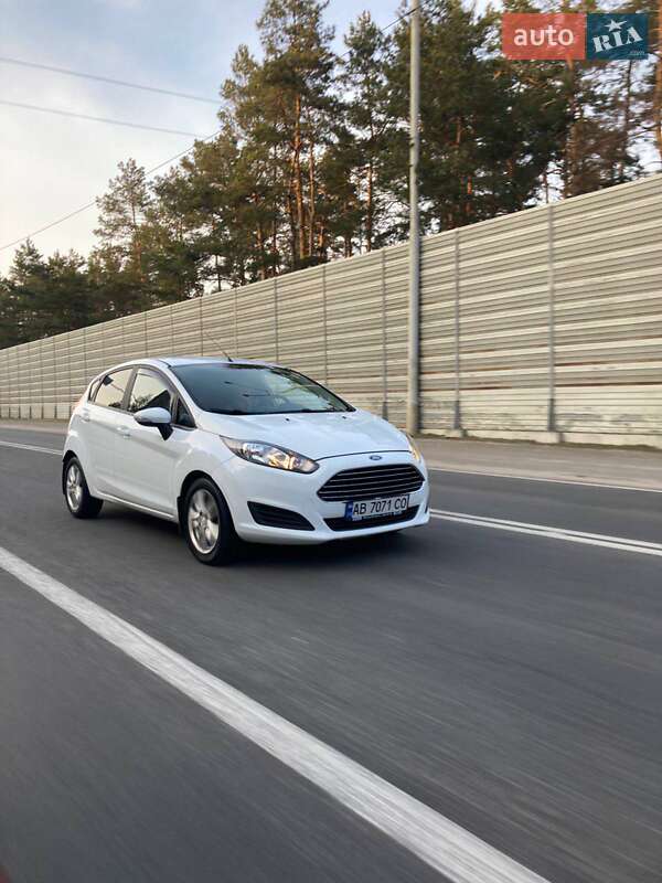 2014 ford fiesta