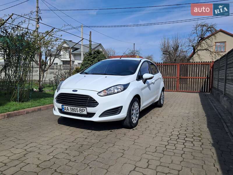 2015 ford fiesta