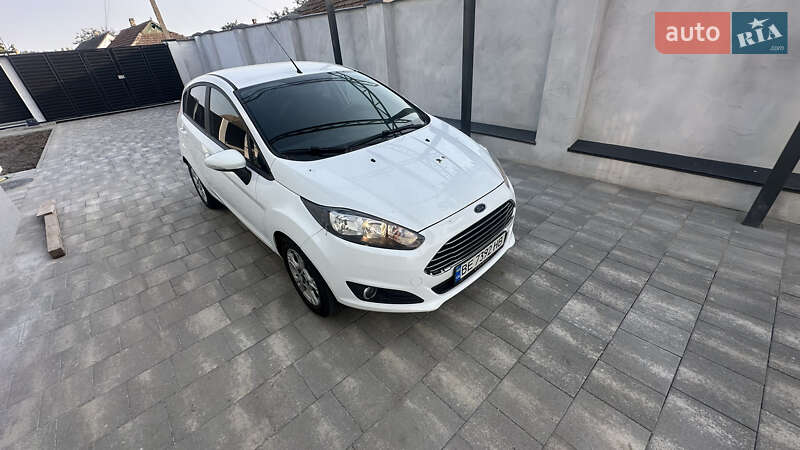 2015 ford fiesta