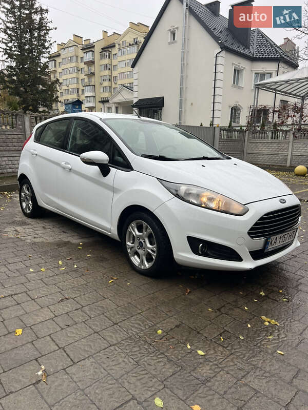 2015 ford fiesta