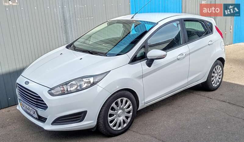 2015 ford fiesta