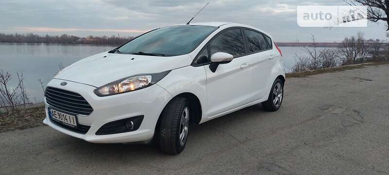 2015 ford fiesta