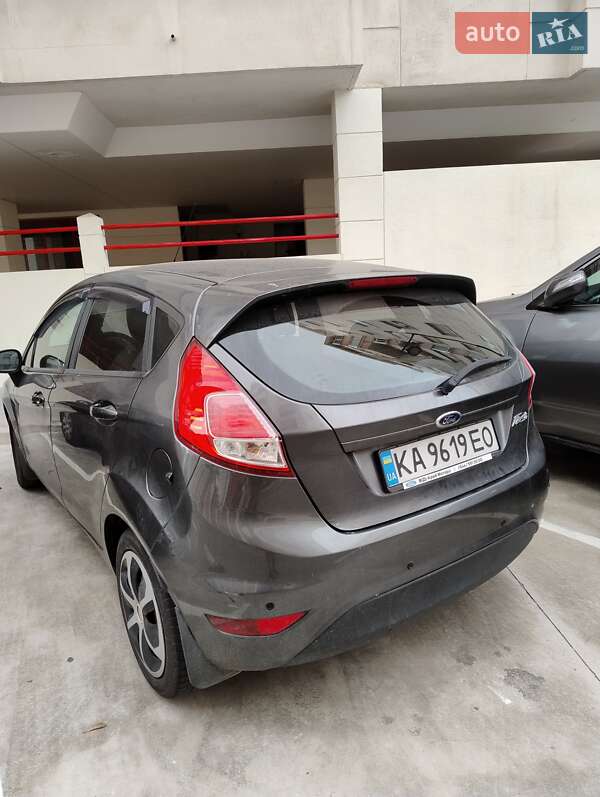 2015 ford fiesta