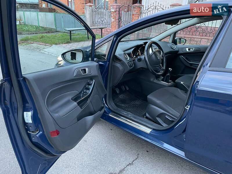2015 ford fiesta