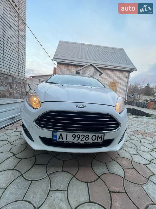 2015 ford fiesta