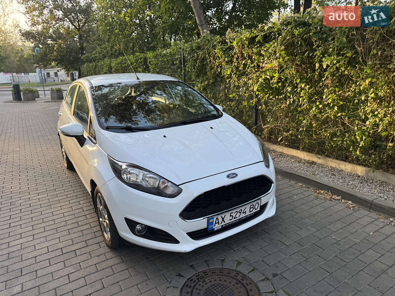 2016 ford fiesta
