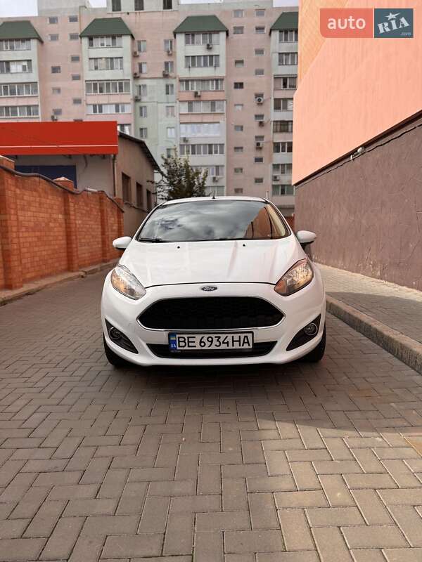 2016 ford fiesta