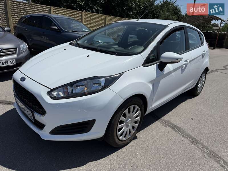 2016 ford fiesta