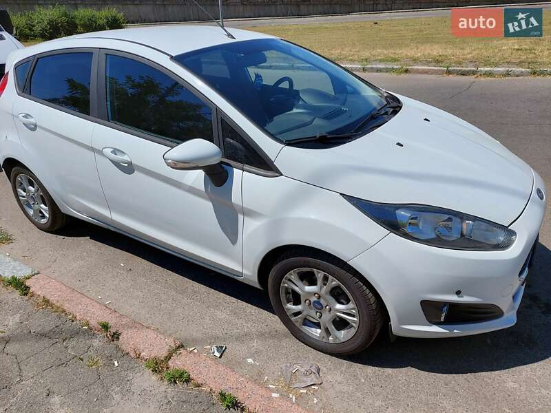 2016 ford fiesta