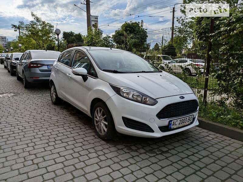 2016 ford fiesta