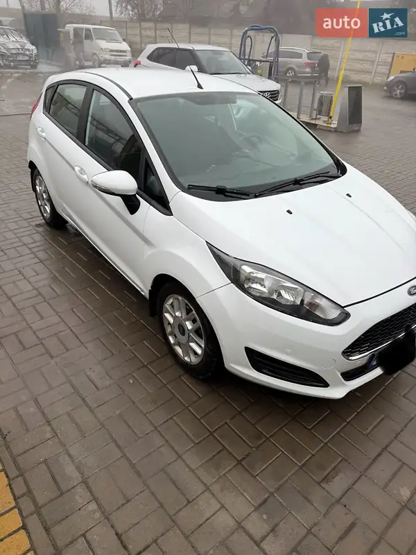 2016 ford fiesta