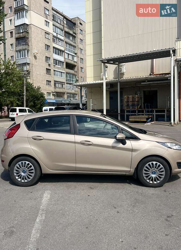 2016 ford fiesta