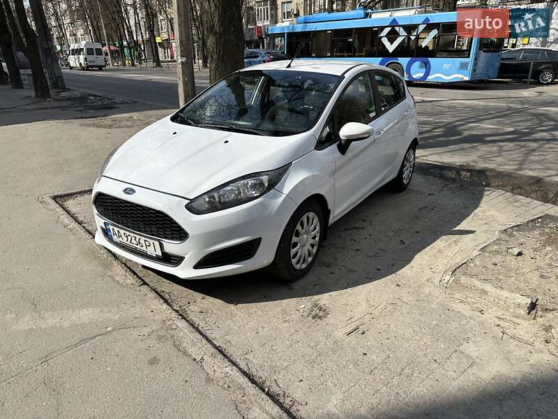 2016 ford fiesta