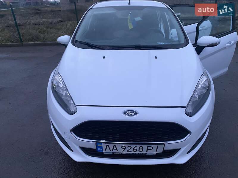 2016 ford fiesta
