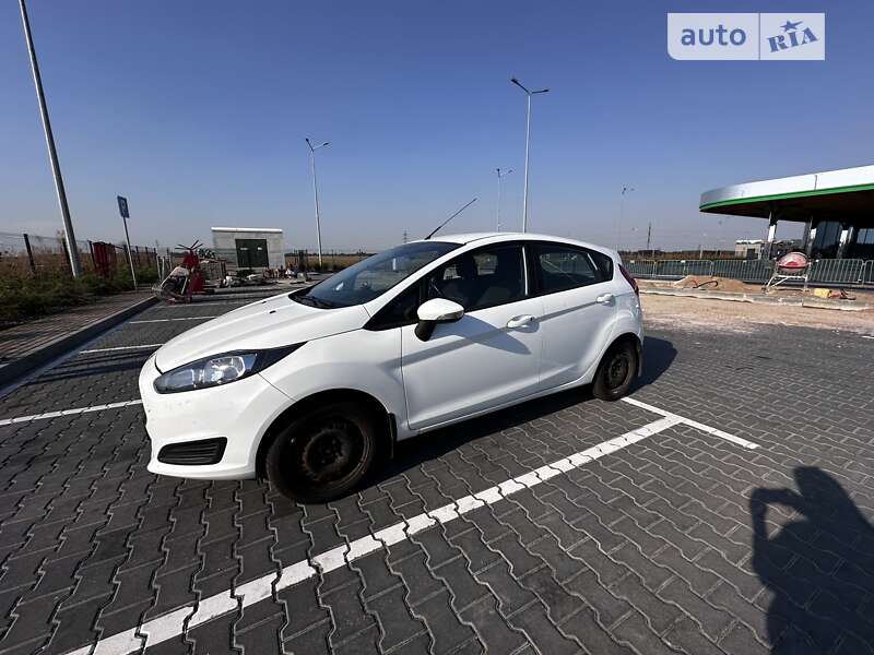 2016 ford fiesta